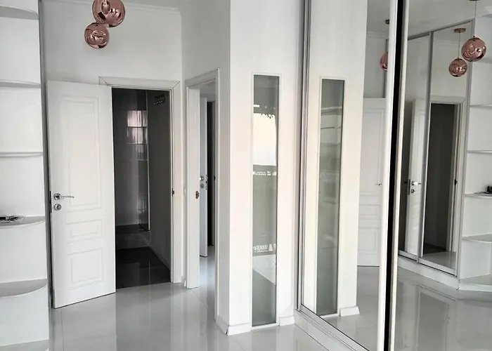 аркадія каманіна 3х кімнатна Odesa