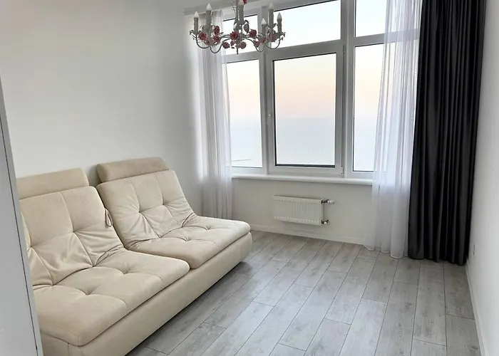 Apartamento аркадія каманіна 3х кімнатна